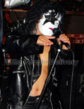 kiss