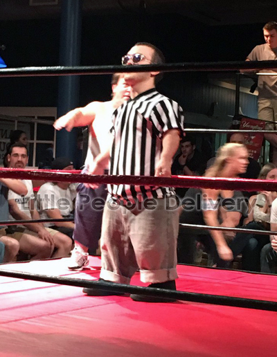 referee 2